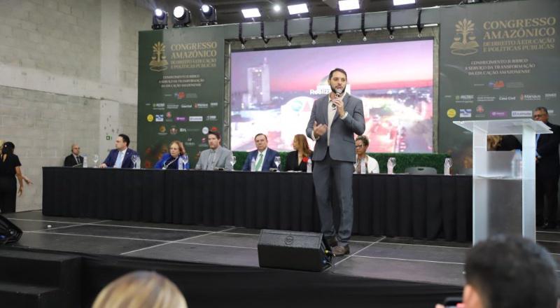 Prefeitura de Manaus participa de congresso sobre Direito à Educação e Políticas Públicas