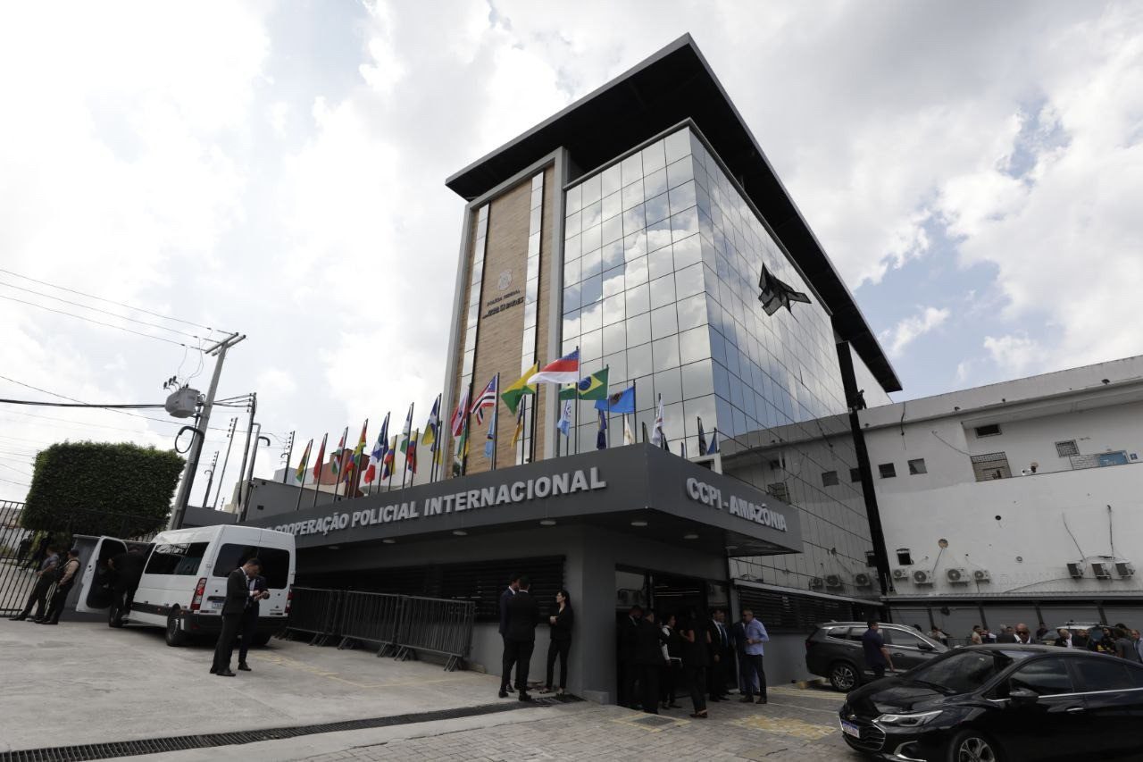 Imagem mostra o CCPI - Centro internacional de combate ao narcotráfico - Governo do Amazonas reforça combate ao crime transnacional com novo centro internacional