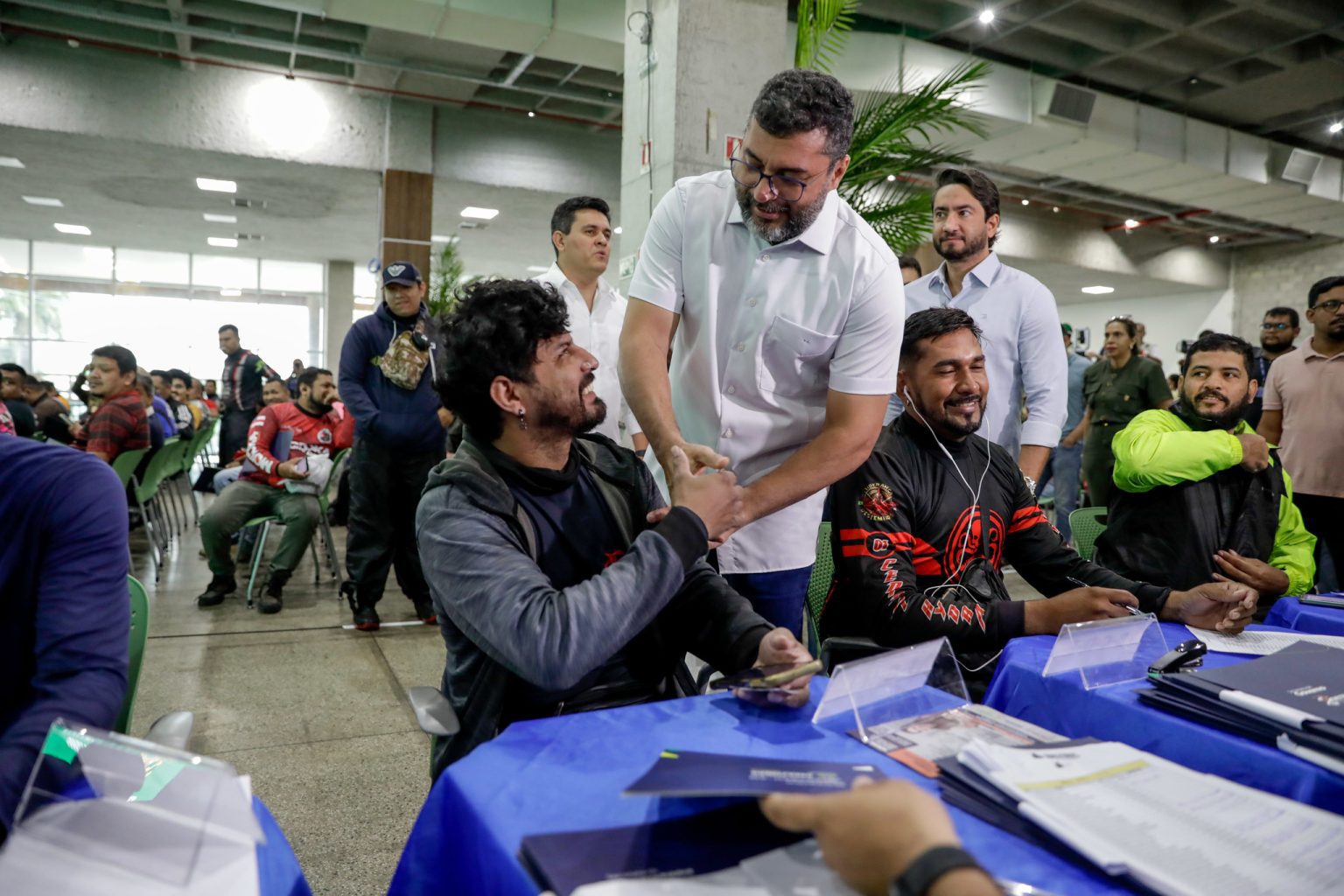 Wilson Lima Anuncia Liberação de Crédito para Mototaxistas e Motofretistas