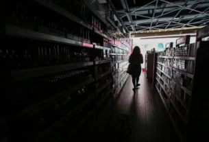 Manaus ficou no escuro em apagão que atingiu 12 estados brasileiros