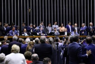 Imagem mostra a câmara dos deputados em Brasilia - MP do IOF caducou após Câmara aprovar retirada de pauta por 251 votos