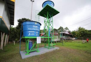 Imagem mostra Governador Wilson Lima em Inauguração do Projeto Água Boa em Benjamin Constant - Projeto Água Boa Leva Água Tratada a Comunidade Indígena em Benjamin Constant