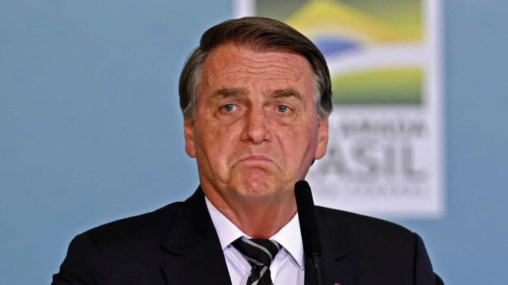 Bolsonaro Perde Salário do PL Após Condenação no STF